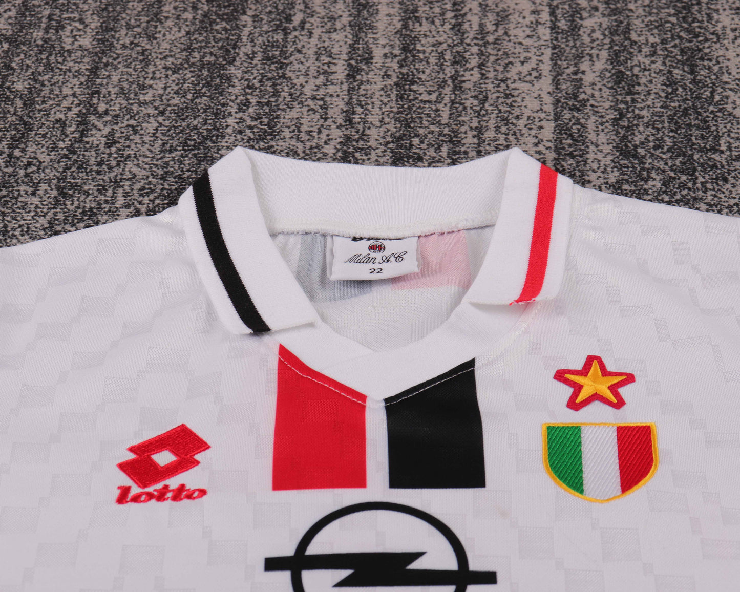 Kit Infantil Milan Away Retrô 96/97 . - Branca