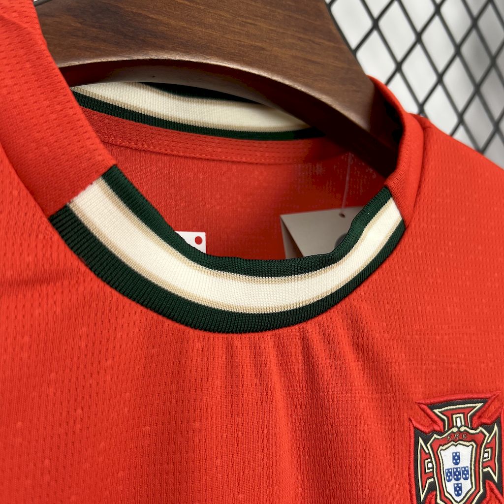 Kit Infantil Portugal Home 25/26 - Vermelha
