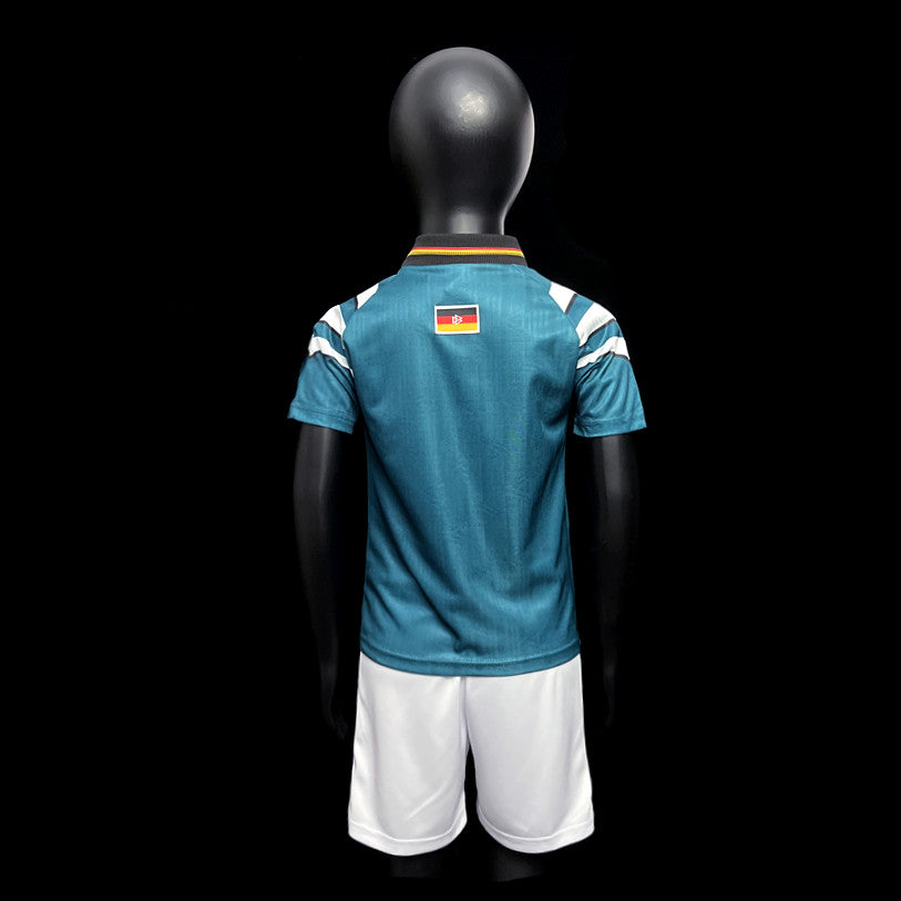 Kit Infantil Alemanha Away Retro 1996 -Verde
