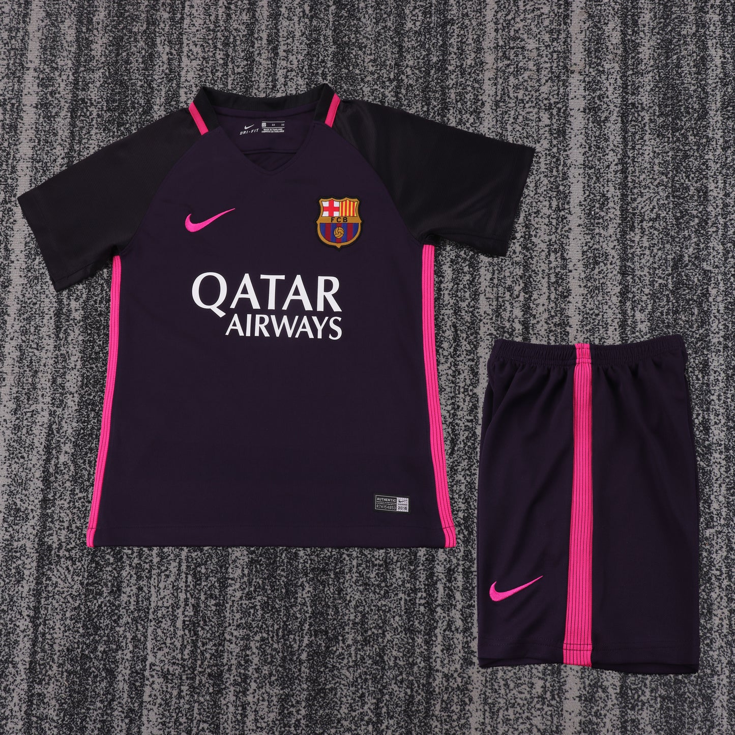 Kit Infantil Barcelona Away Retrô 15/16 - Roxo