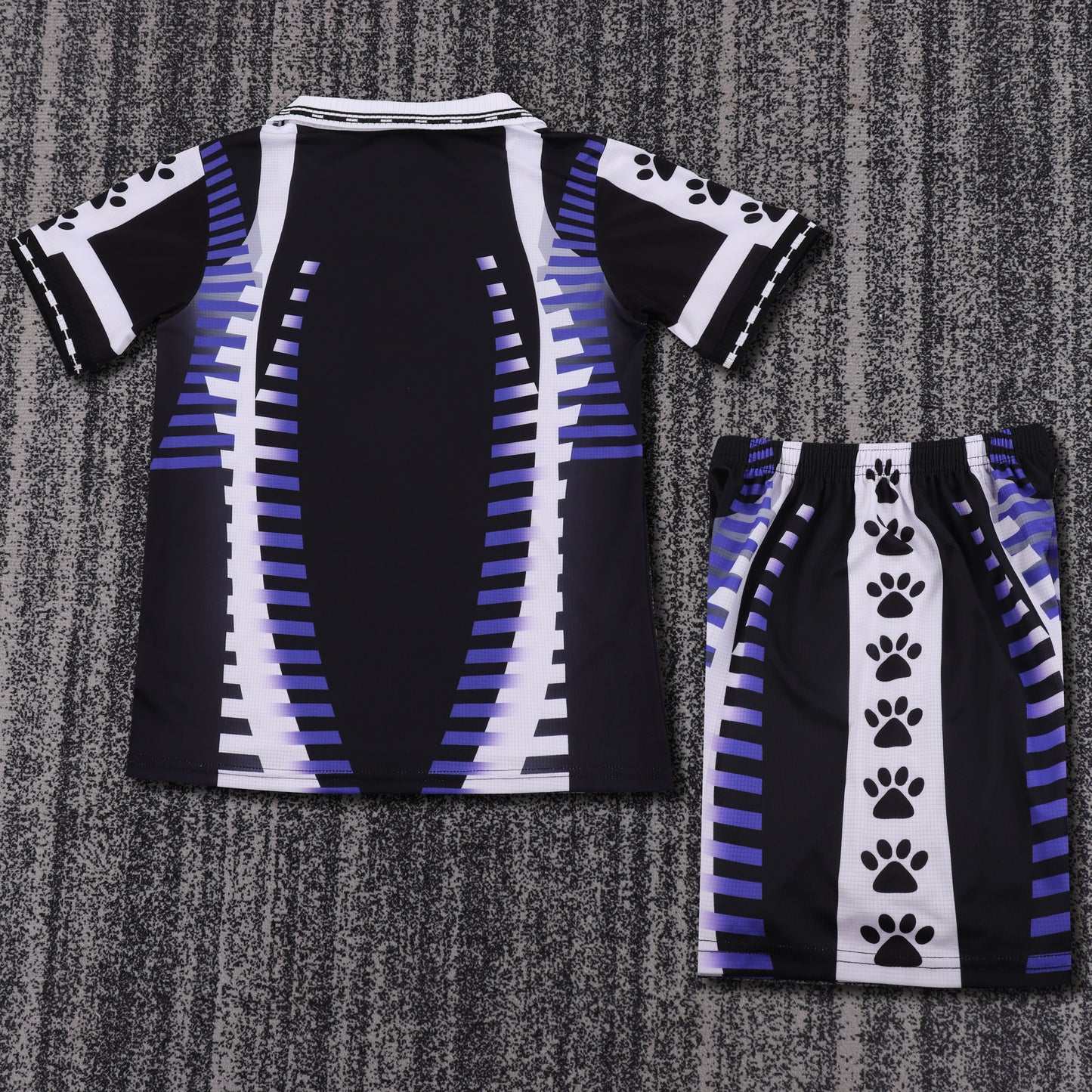 Kit Infantil Real Madrid Third Retrô 97/98 Kelme - Preto