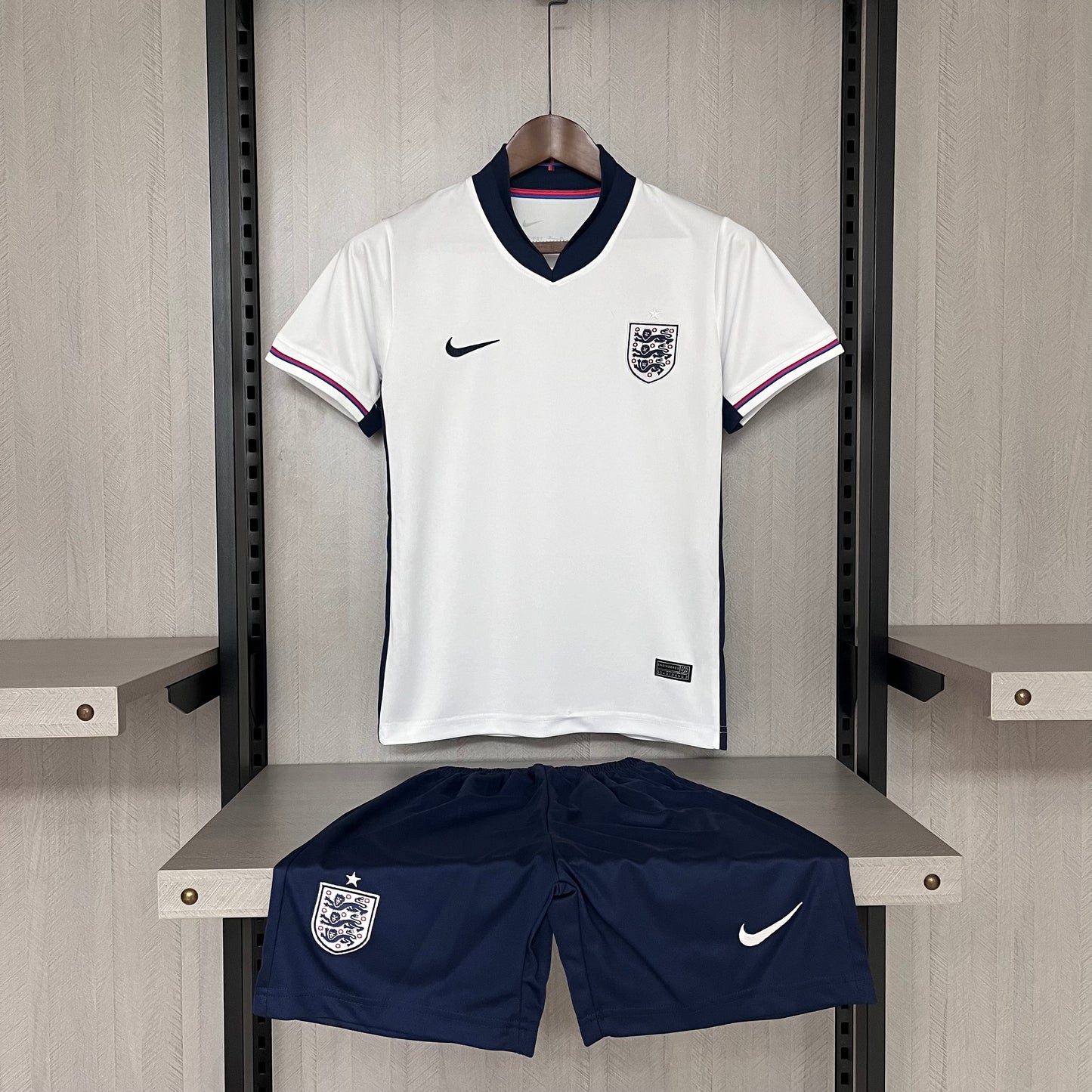Kit Infantil Inglaterra Home 24/25 -Branco e Azul