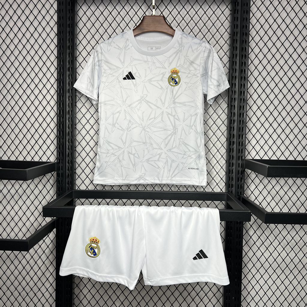 Kit Infantil Real Madrid Pré Jogo 24/25 -Branca