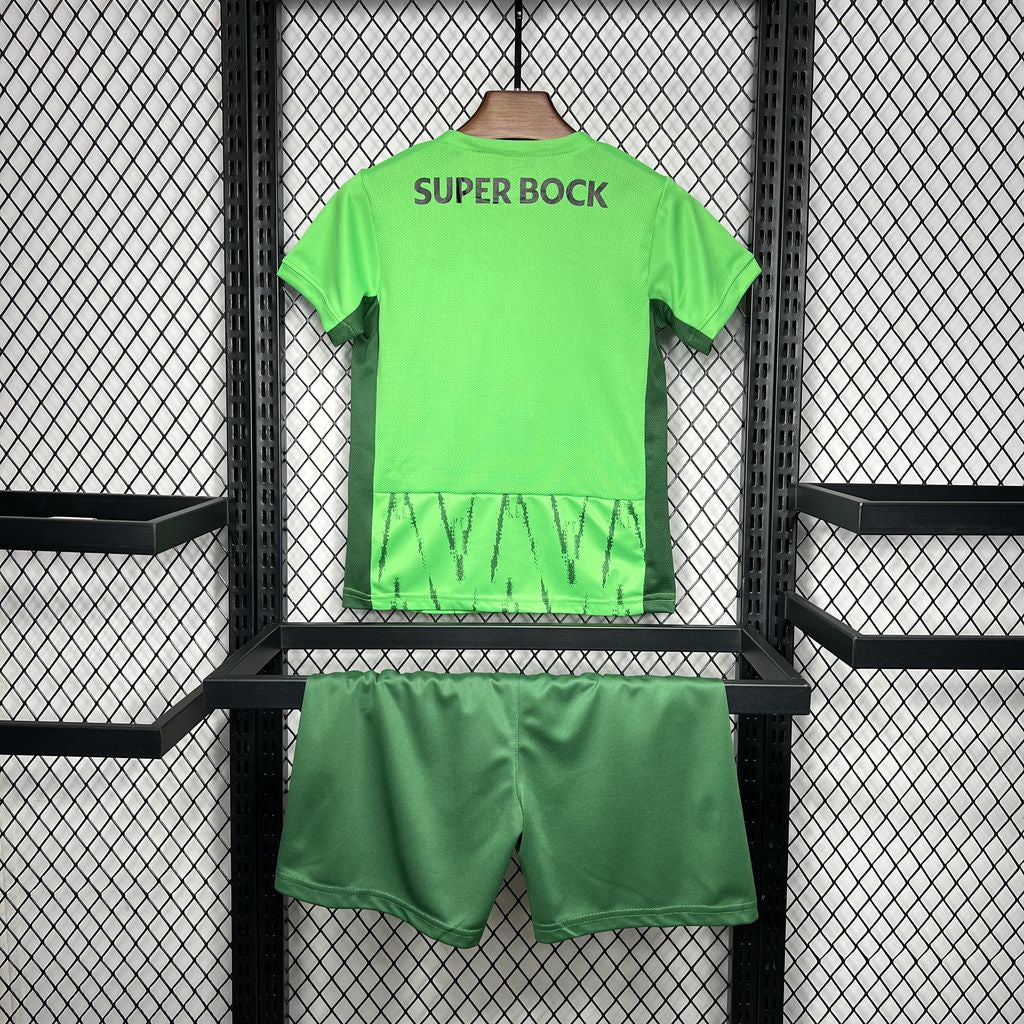 Kit Infantil Sporting Fourth 24/25 . - Verde Claro