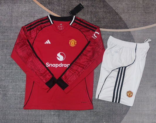 Kit infantil Manchester United Home Manga Longa 25/26 . - Vermelho