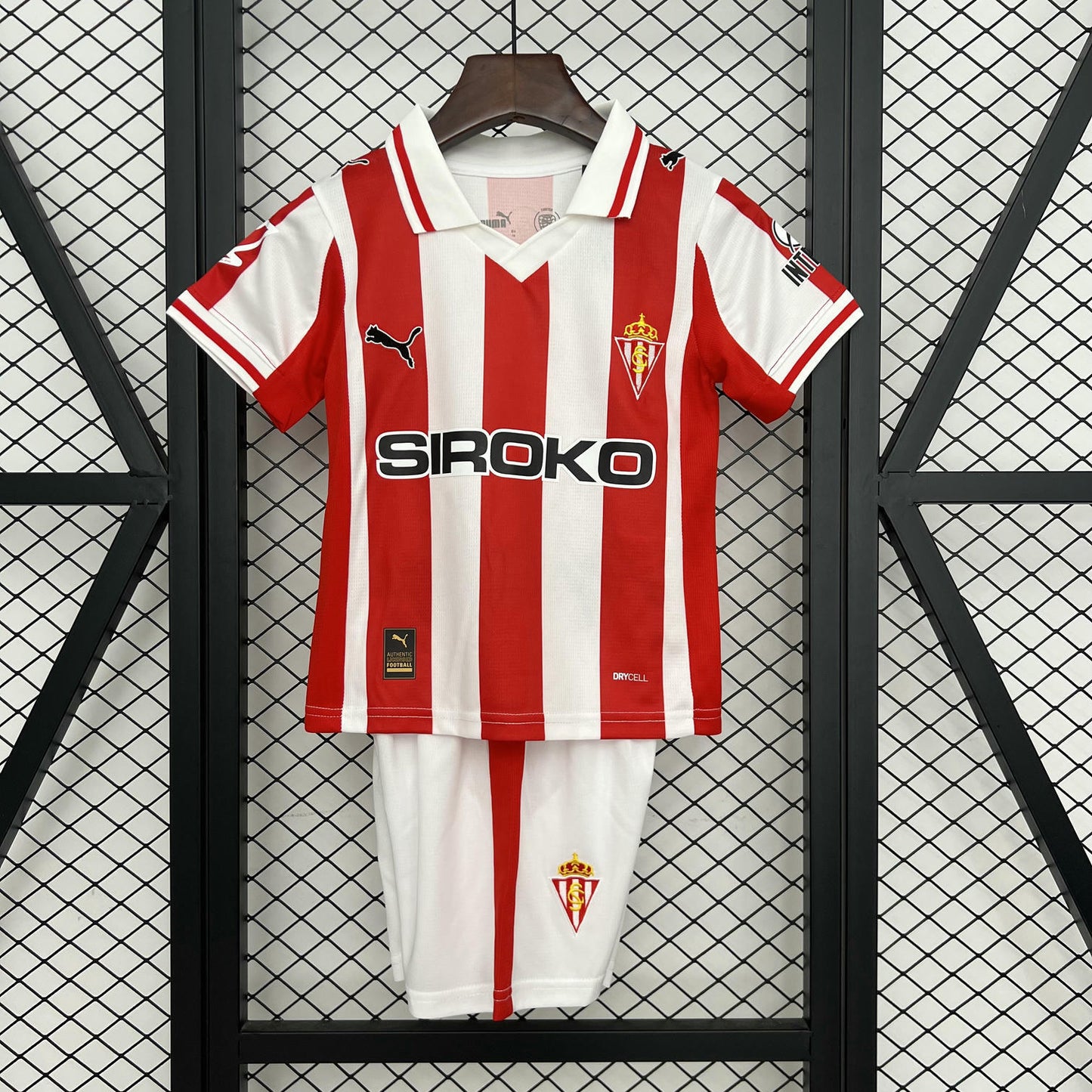 Kit Infantil Sporting Gijon Home 25/26 . - Vermelho e Branco