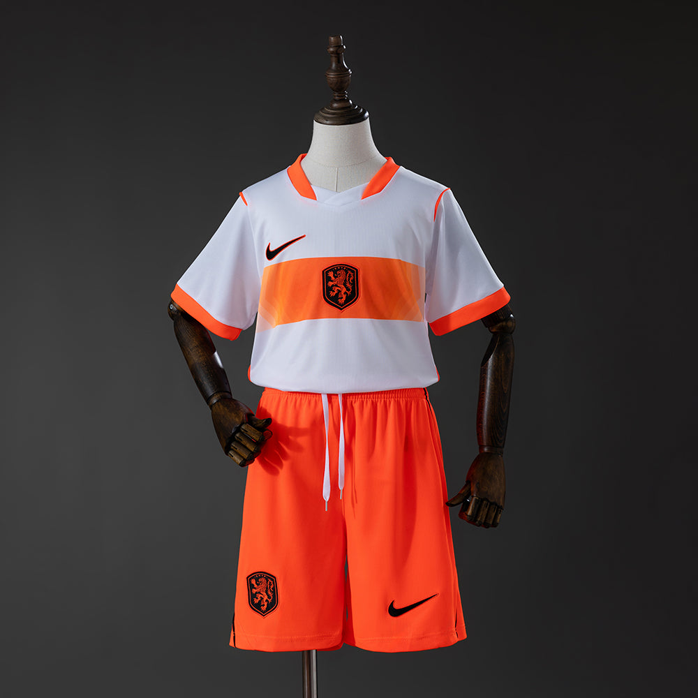 Kit Infantil Holanda Away 24/25 - Branco e Laranja