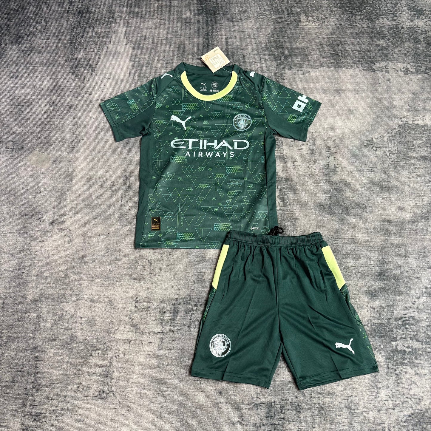 Kit Infantil Manchester City Ediçao Especial EA GAMES 25/26 . - Verde
