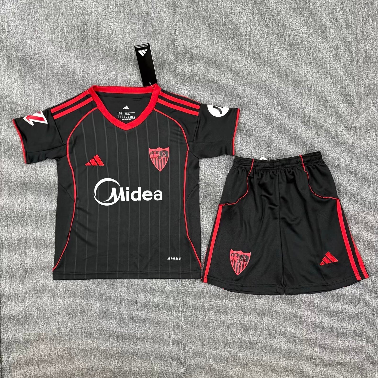 Kit Infantil Sevilla Third 25/26 . Castore - Preto