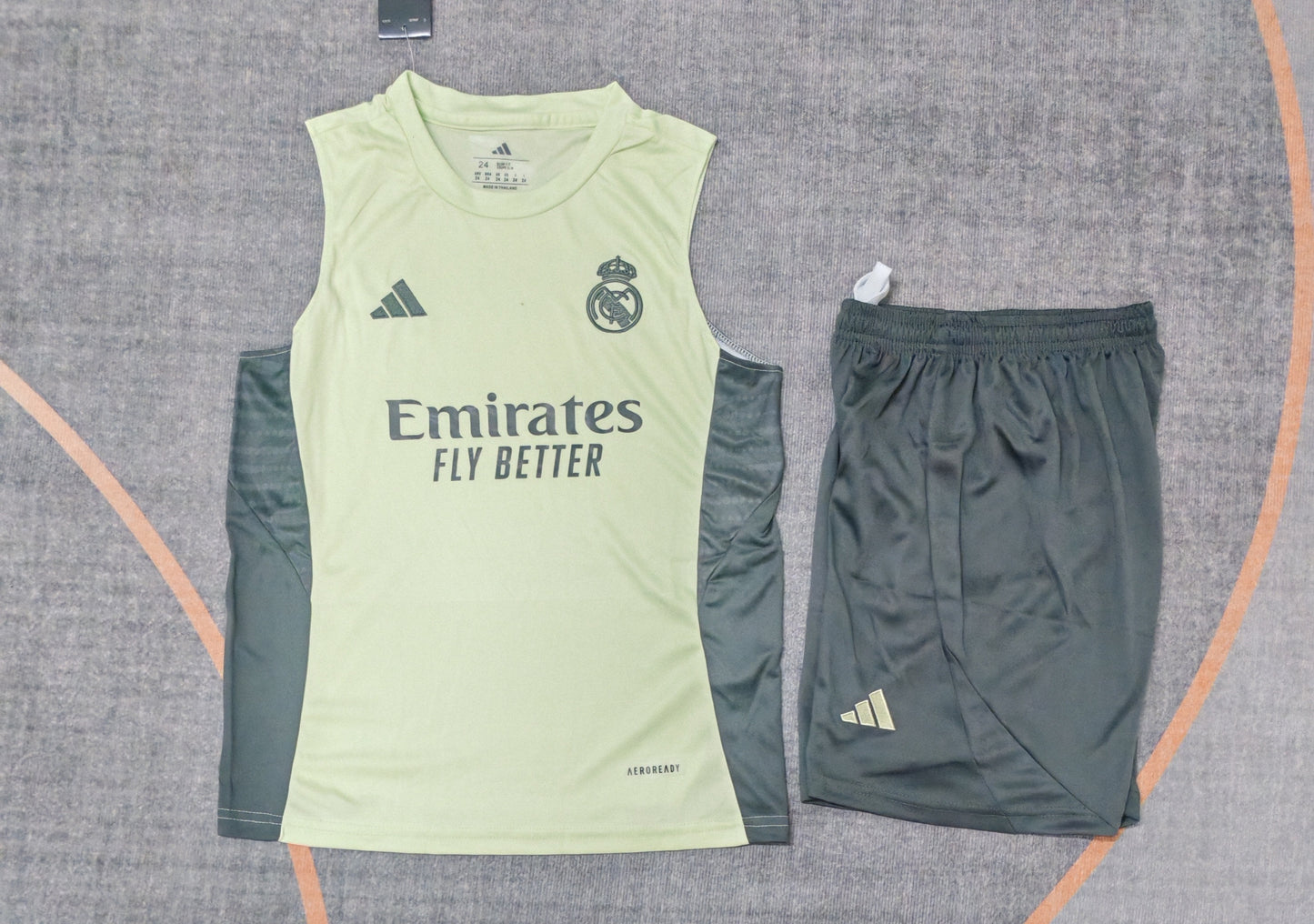 Kit Infantil Real Madrid Treino Regata 25/26 -Verde Claro