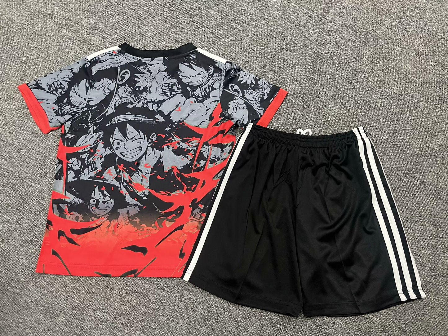 Kit Infantil Japão Edição Animes One Piece 24/25 - Colorida