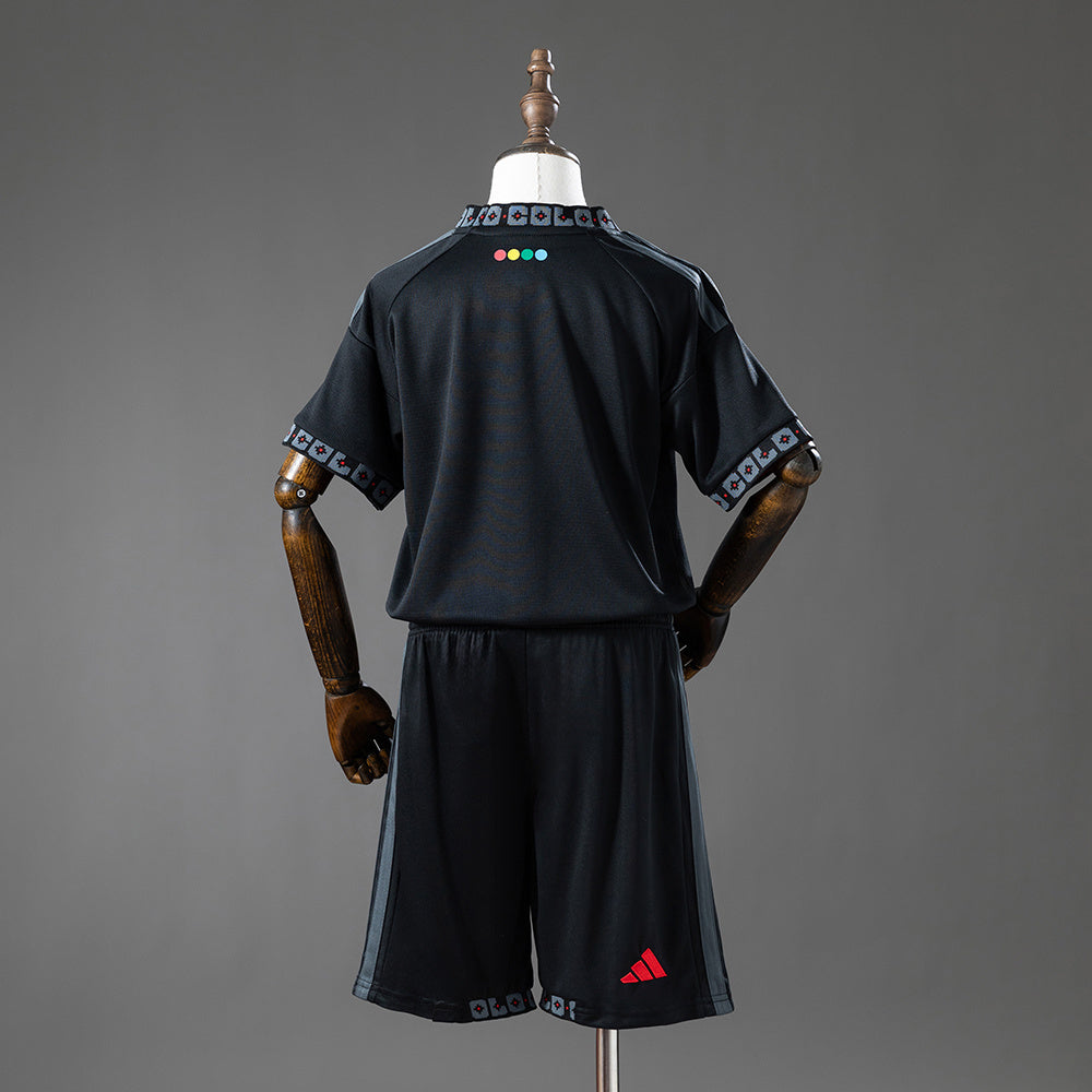 Kit Infantil Colo Colo Away 26/27 - Preta