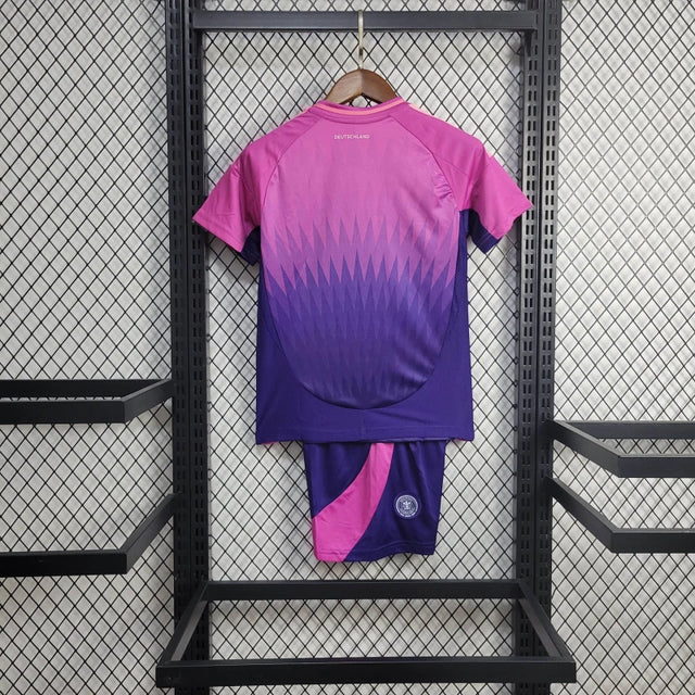 Kit Infantil Alemanha Away 24/25 -Rosa