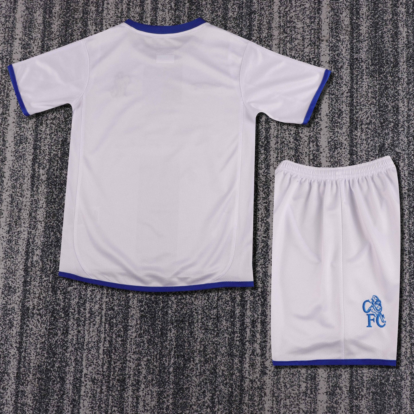 Kit Infantil Chelsea Away Retrô 03/04 - Branca