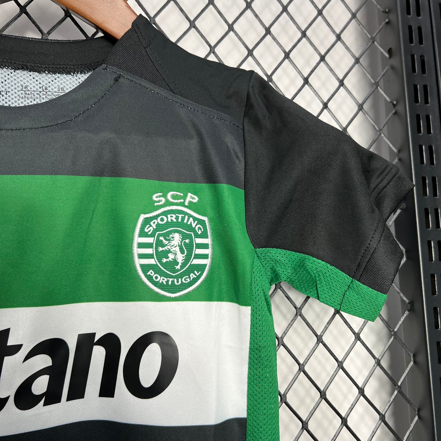 Kit Infantil Sporting Home 24/25 . - Verde e Preto