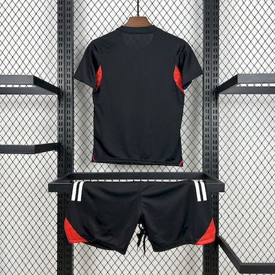 Kit Infantil Benfica Pré Jogo 25/26 - Preto