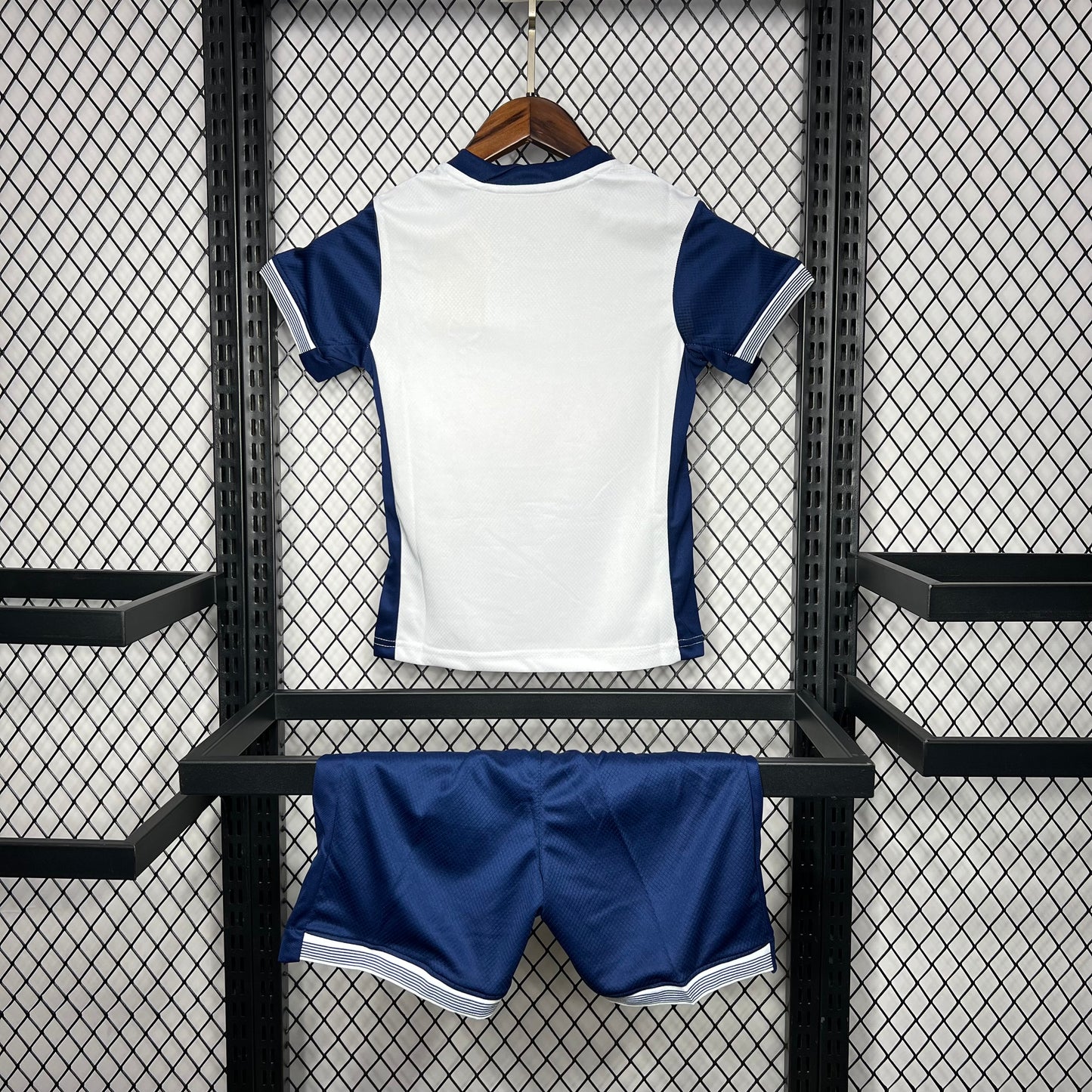 Kit Infantil Tottenham Home 24/25 - Branco e Azul