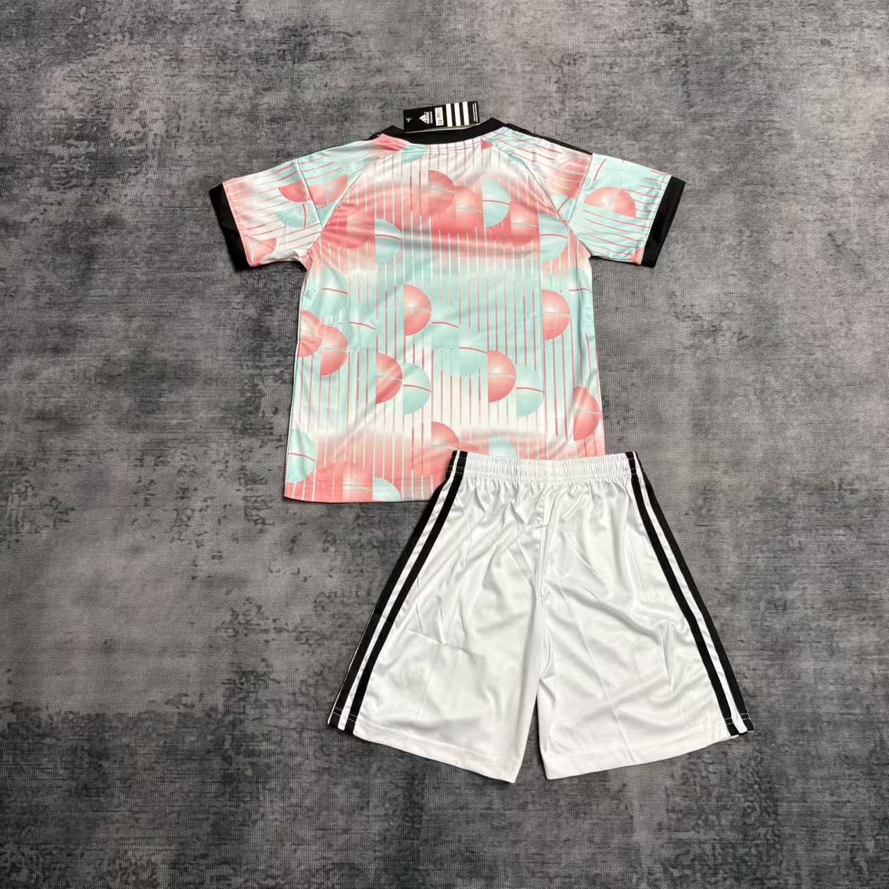 Kit Infantil Bélgica Away 26/27 - Colorido