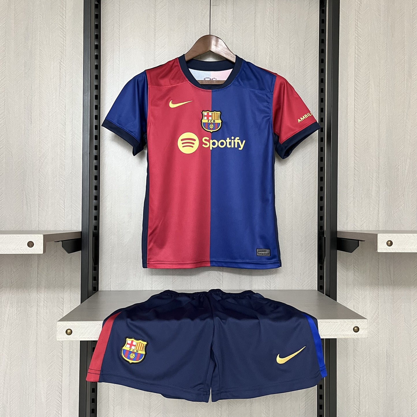 Kit Infantil Barcelona Home 24/25 - Grená