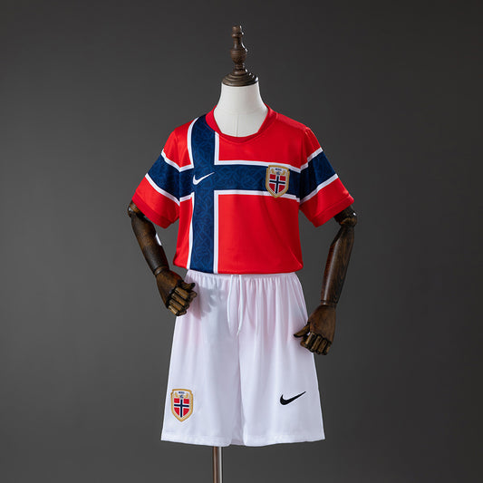 Kit Infantil Noruega Home 26/27  -Vermelha e Azul