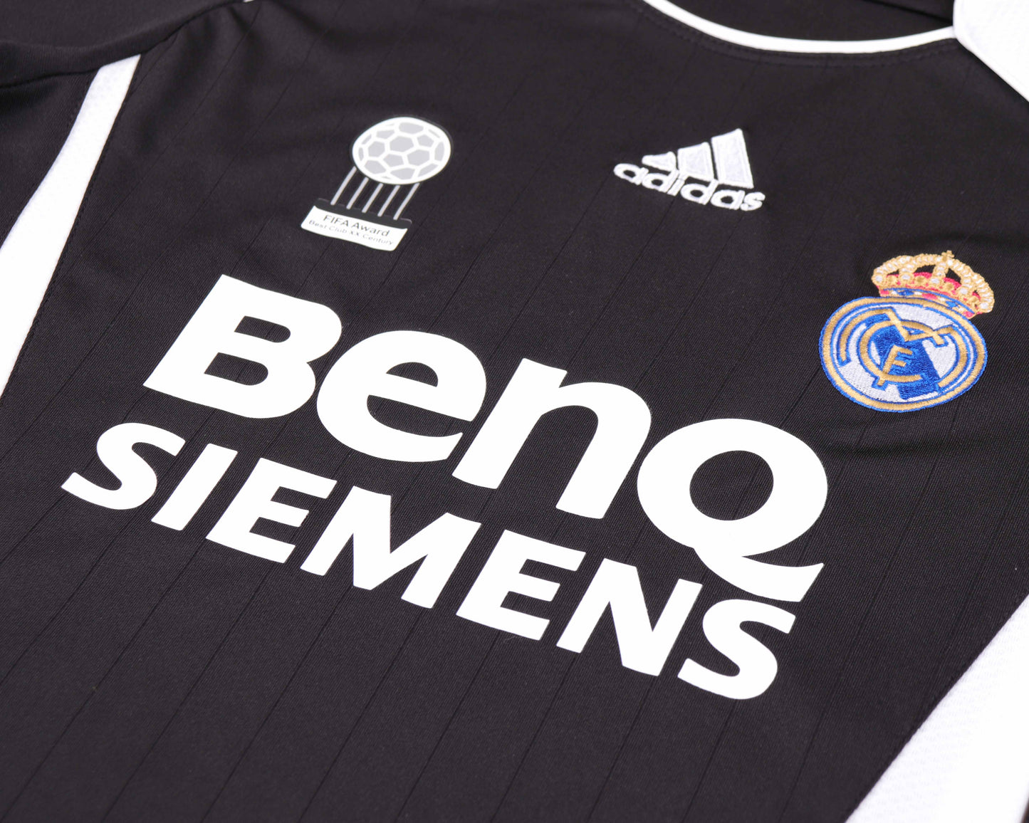 Kit Infantil Real Madrid Away Retrô 06/07 - Preto