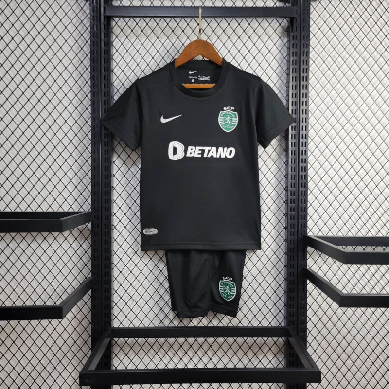Kit Infantil Sporting Third 24/25 . - Preta