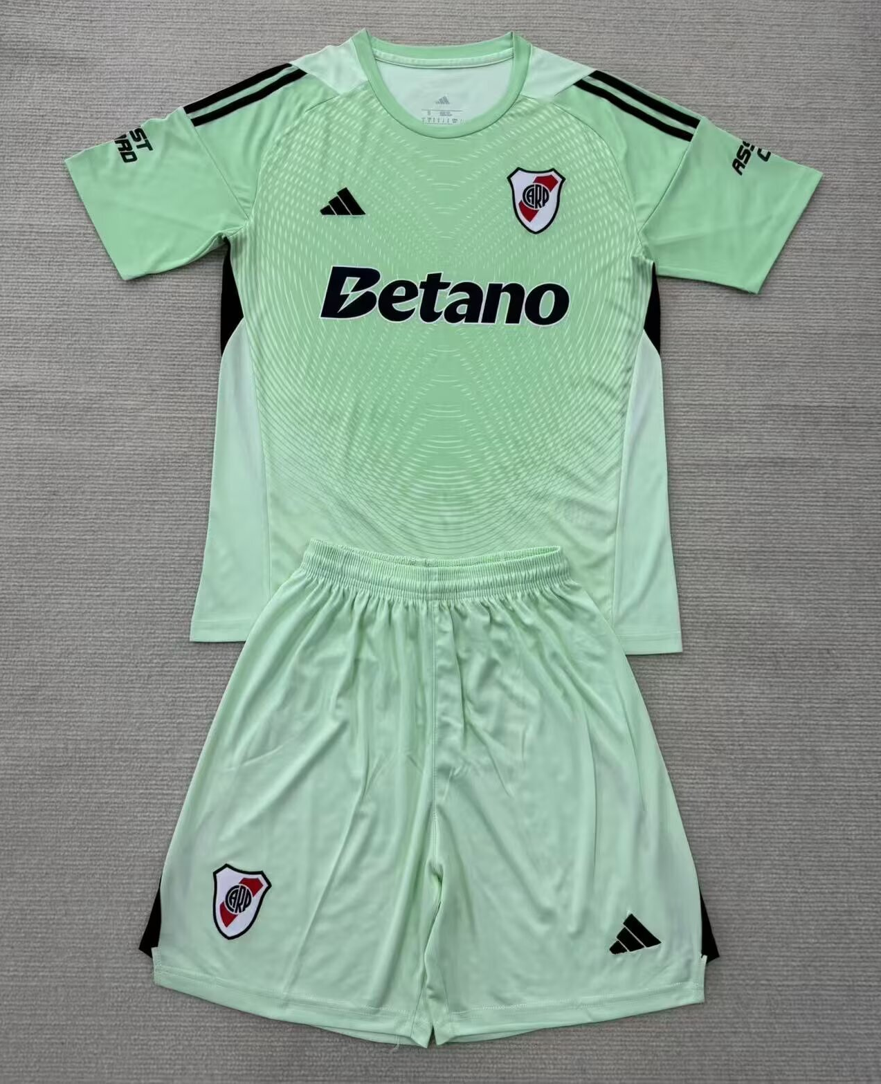Kit Infantil River Plate Goleiro 25/26 - Verde