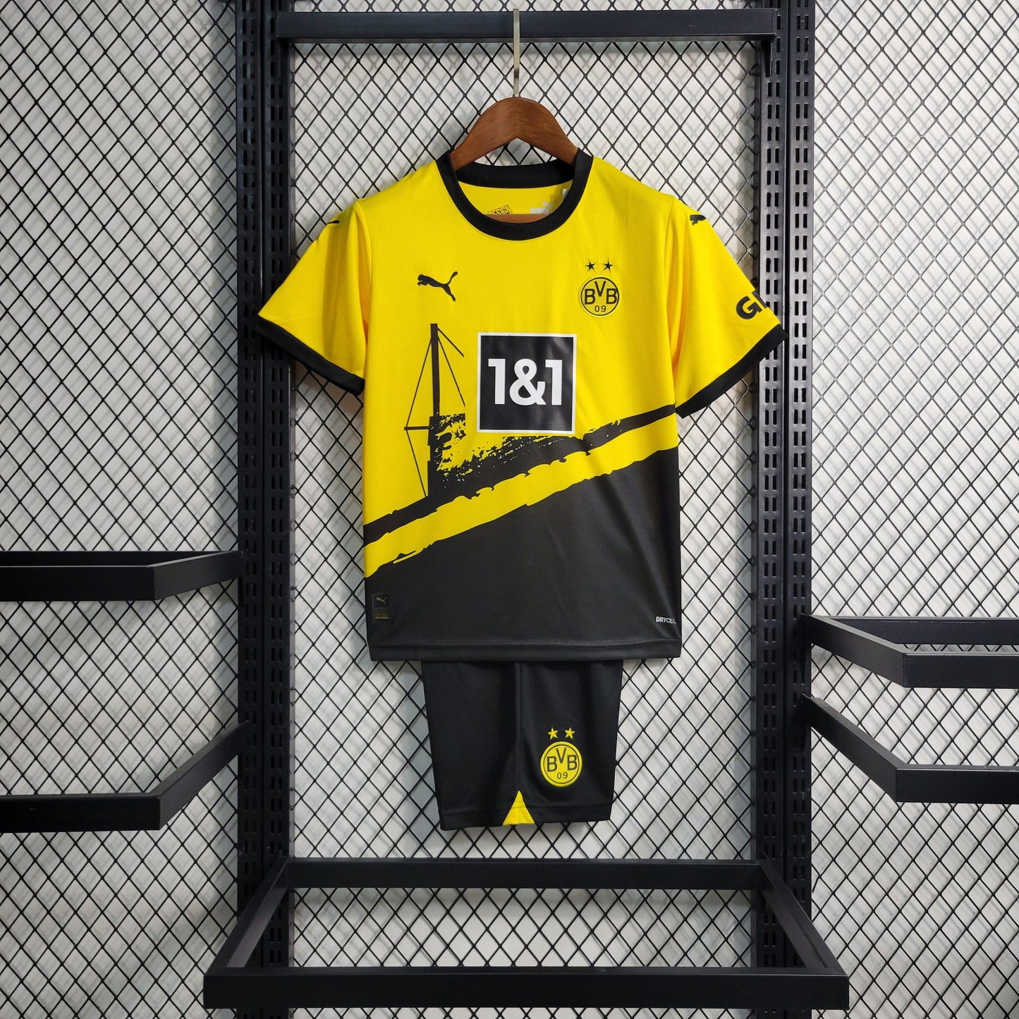 Kit Infantil Borussia Dortmund Home 23/24 -Amarela e Preta